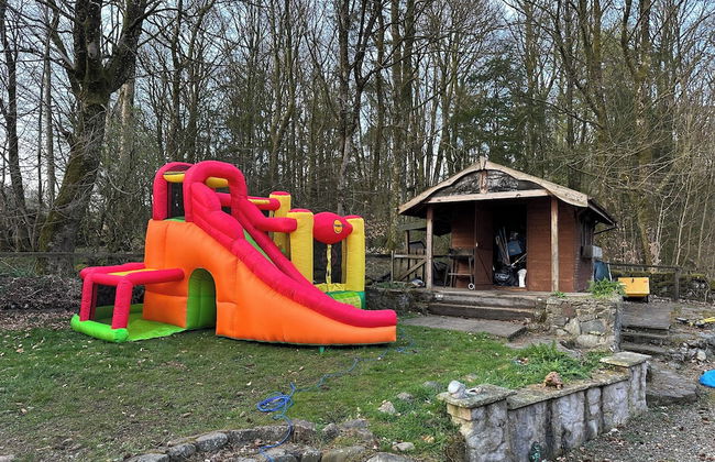 Country Cottage Sleeps 6 w/ Hot Tub & Dog-friendly - Foto 29