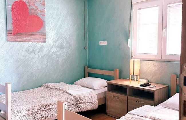 Apartments Aerodrom - Photo 35