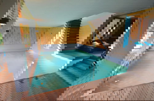 Foto 29 - Charming Farmhouse in Waimes With Pool