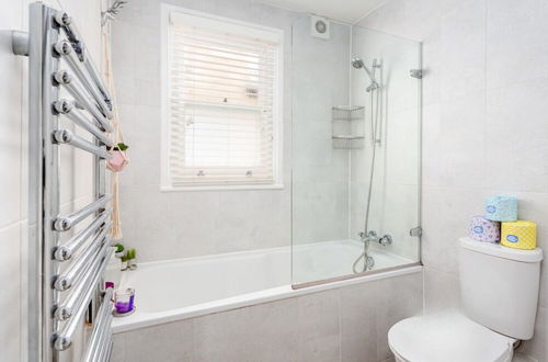 Foto 9 - Chic 3BD Maisonette W/roof Terrace - Wandsworth