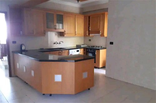 Photo 5 - Stunning 4-bed Apartment in Ain Saadeh