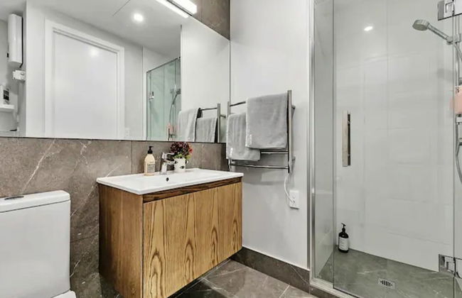 Designer Luxury 2-Bed Apartment With Car Park - Foto 6