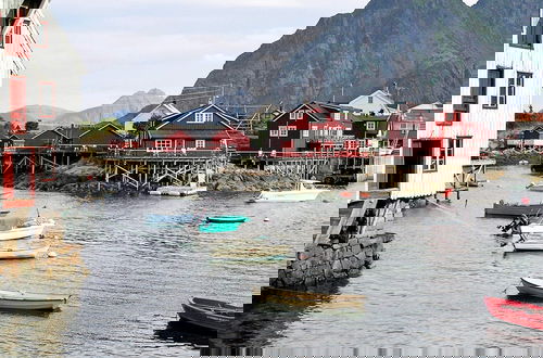 Photo 18 - 3 Person Holiday Home in Henningsvaer-by Traum