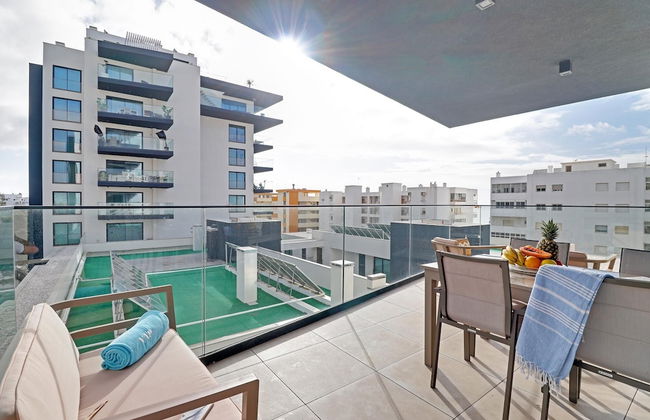 SKY Beach Apartment in Quarteira - Foto 1