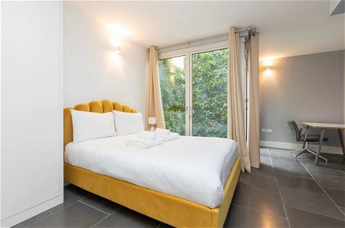 Photo 6 - Bright and Stylish 2 Bedroom House in Shoreditch