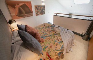 Photo 3 - One-Bedroom In Loft Viaduct