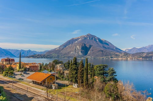 Photo 15 - Flower House With Lake View by Wonderful Italy