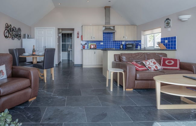 Manor View - 1 Bedroom Apartment - Pendine - Foto 12