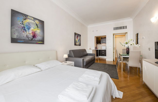 Milan Royal Suites & Luxury Apartments - Photo 59