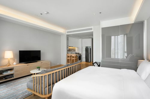 Photo 20 - Oakwood Suites Bangkok