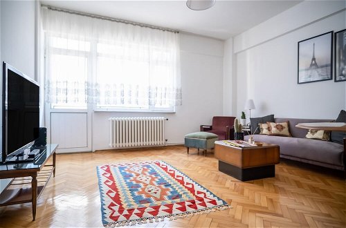 Photo 2 - Spacious Flat With Central Location in Beyoglu