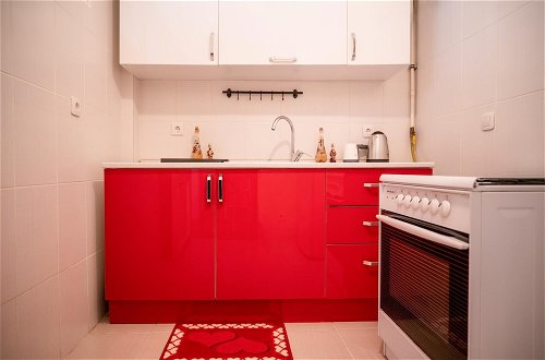 Photo 10 - Spacious Flat With Central Location in Beyoglu
