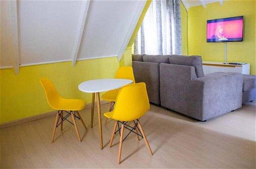 Foto 14 - Charming 1-bed Penthouse in Karen Nairobi