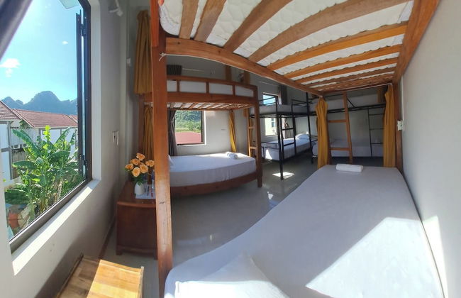 YoLo Pool Bar Villas - Photo 14
