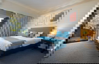 Photo 2 - The Bay Apartments