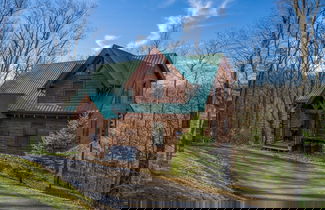 Foto 1 - Luxurious Nine Bears Home Minutes Away to Gatlinburg by Redawning