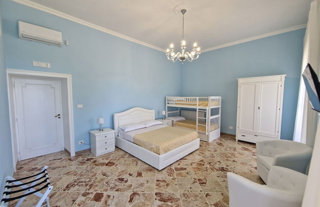 Villa Esmeralda - Photo 17