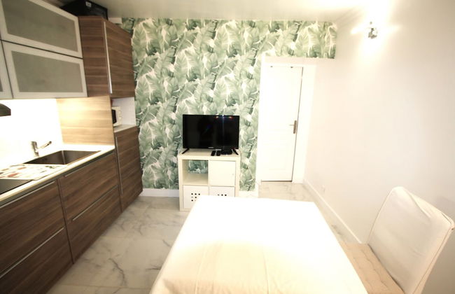 One bedroom flat ground floor avec cuisine -Rue Saint charles - métro Charles Michels 75015 PARIS - Foto 16