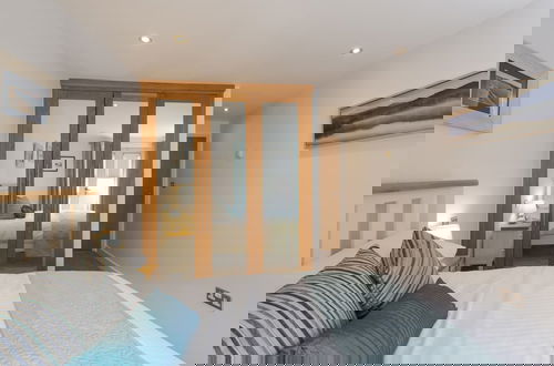 Photo 2 - The Beach House & Porth Sands Apartments