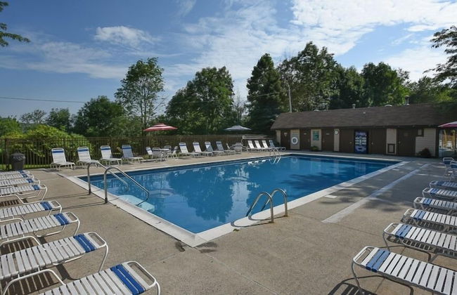 Cozy Seven Springs 1 Bedroom Deluxe Condo with Private Deck by RedAwning - Save 10% on 3 Nights, 15% on 5 Nights! - Foto 11