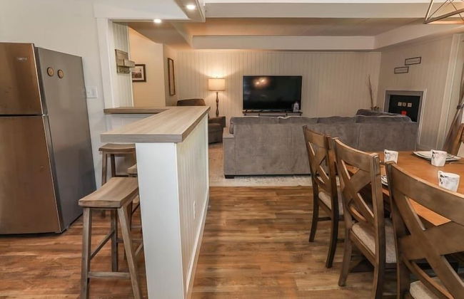 Seven Springs 2 Bedroom Premium Condo, Pet Friendly! by RedAwning - Foto 6