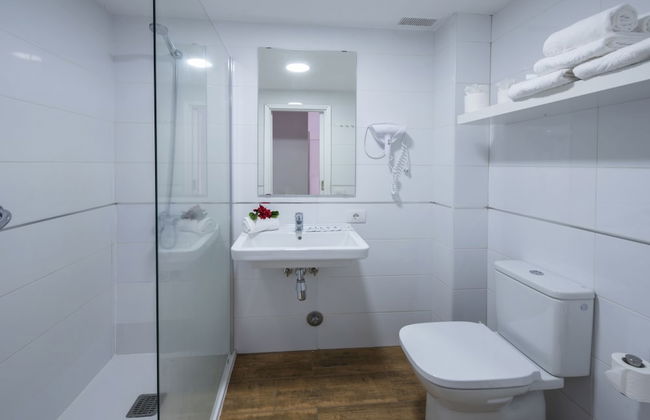 Apartamentos Los Rosales - Foto 57