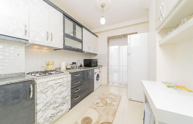 Capacious Flat With Terrace in Central Muratpasa - Foto 8