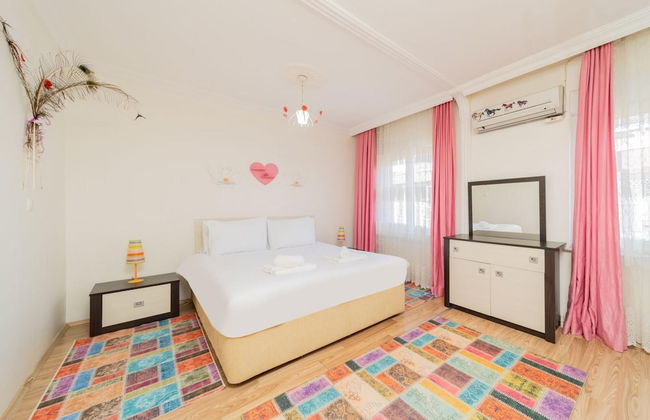 Capacious Flat With Terrace in Central Muratpasa - Foto 13