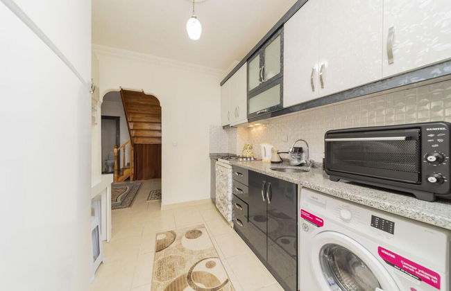 Capacious Flat With Terrace in Central Muratpasa - Foto 9