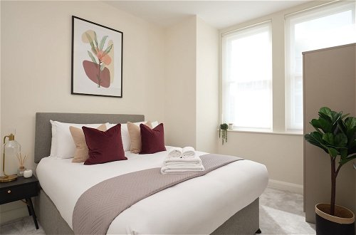 Photo 22 - Fulham Hestercombe House by Viridian Apartments
