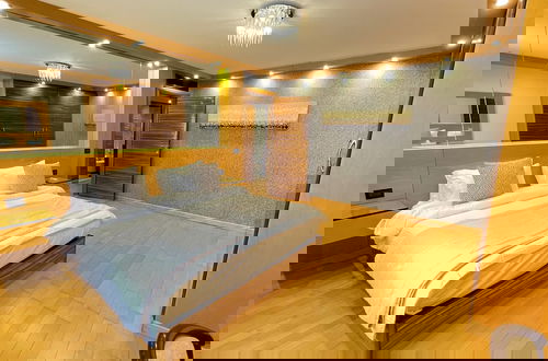 Foto 9 - Lahoya Suites