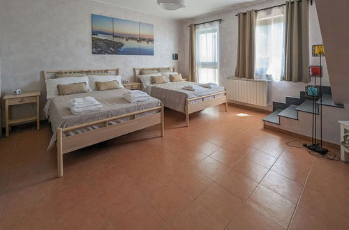 Photo 8 - Etna Sunshine Rent Rooms