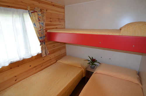 Photo 2 - Comfy Chalet with Terrace near Sea