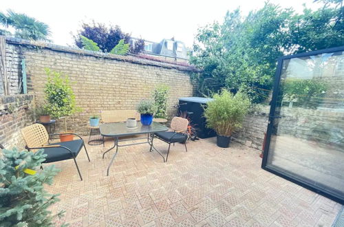 Foto 32 - Stylish 3BD House With Private Garden - Tooting