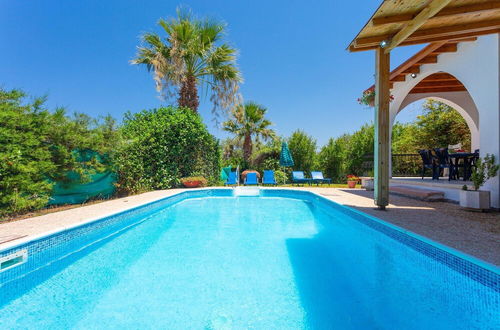 Photo 14 - Argaka Sun Villa Tessera Large Private Pool Walk to Beach Sea Views A C Wifi - 2841