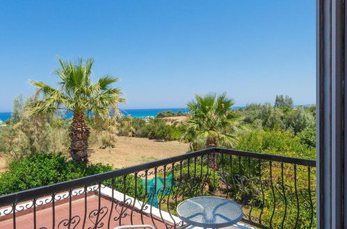 Photo 26 - Argaka Sun Villa Tessera Large Private Pool Walk to Beach Sea Views A C Wifi - 2841