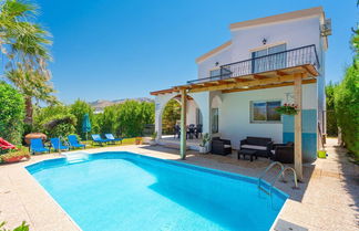 Foto 1 - Argaka Sun Villa Tessera Large Private Pool Walk to Beach Sea Views A C Wifi - 2841