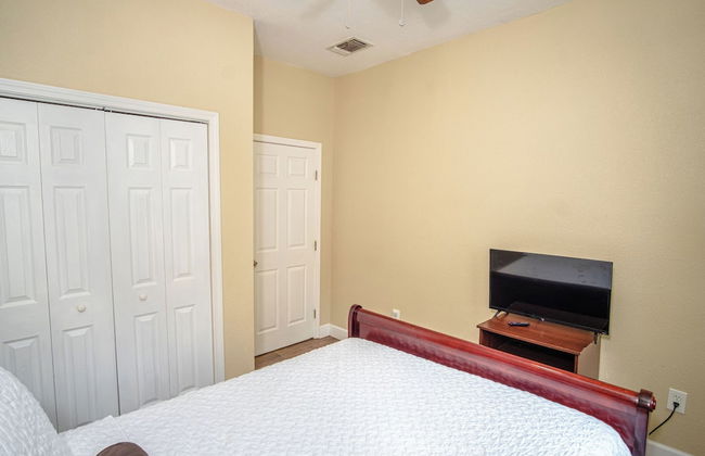 Large 3br/2ba Family Home W/patio Near Downtown! - Foto 5