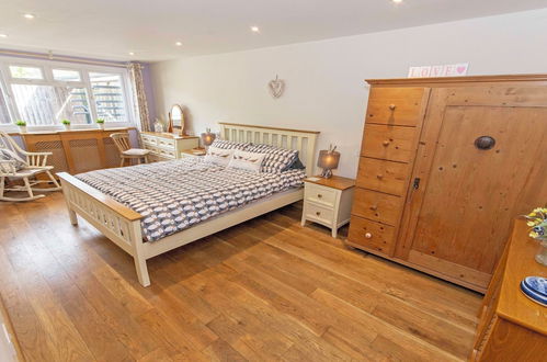 Photo 23 - Shippenrill Croyde 6 Bedrooms, Sleeps 14, Hot Tub