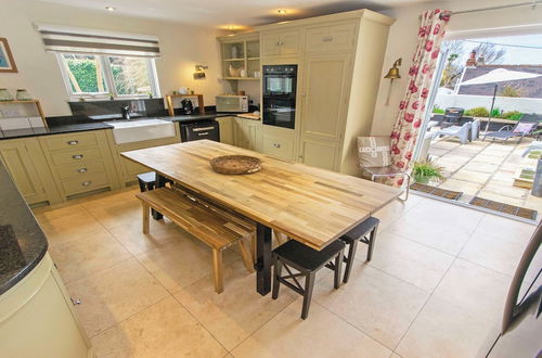 Photo 8 - Shippenrill Croyde 6 Bedrooms, Sleeps 14, Hot Tub