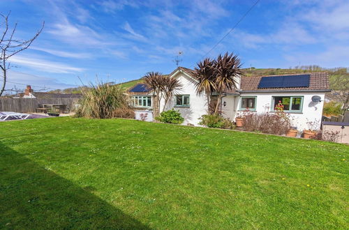 Photo 14 - Shippenrill Croyde 6 Bedrooms, Sleeps 14, Hot Tub