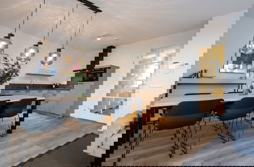 Photo 6 - Apartment With Beautiful Views