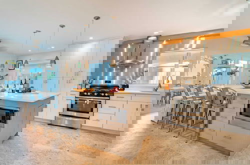 Foto 18 - Beach Haven by Avantstay Pool + Ocean Views Steps From the Beach
