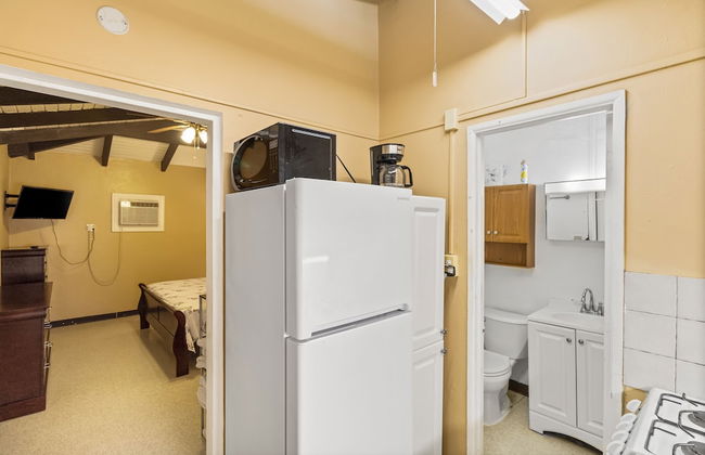 One Blue Caribbean View 1 Bedroom Condo by RedAwning - Photo 8