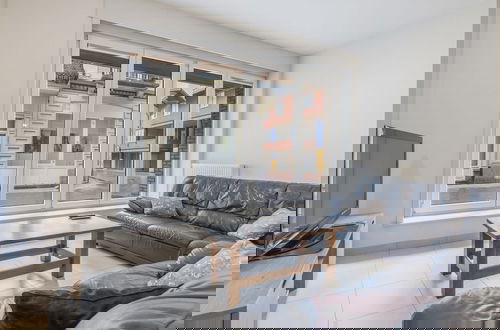 Foto 1 - Apartment With Modern Kitchen