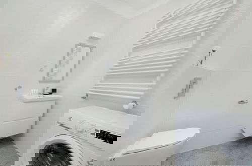 Photo 26 - Beautiful Studio Apartments by Renters