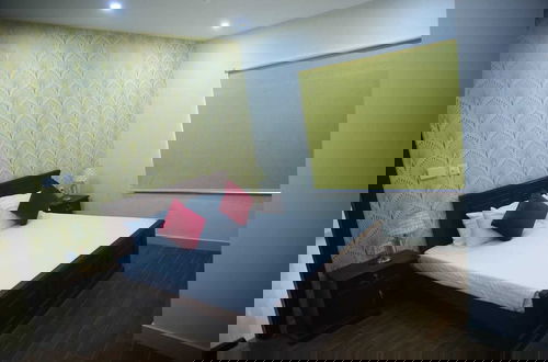 Foto 3 - Gulberg Suites
