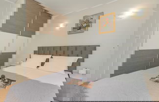 Foto 3 - Apartment with Parking by Renters
