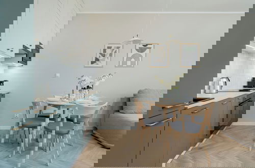 Photo 12 - Legnicka Modern Apartment by Renters