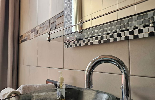 HK Group Hotel - Photo 13